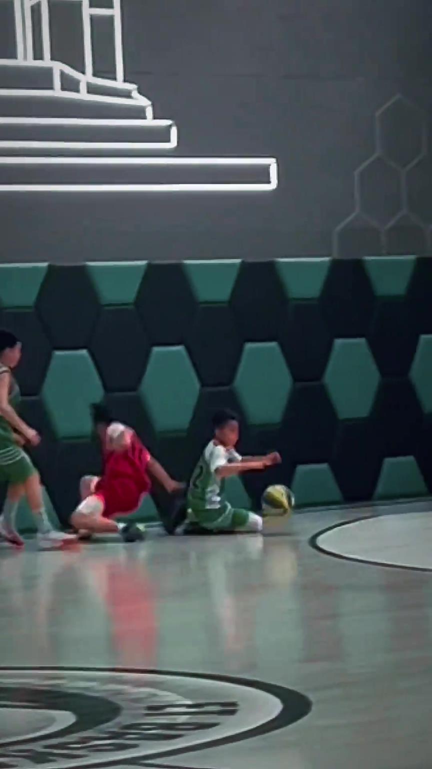 有一種默契叫做從小一起長(zhǎng)大！